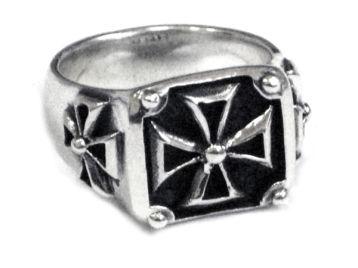 Кольцо серебряное BSR 301