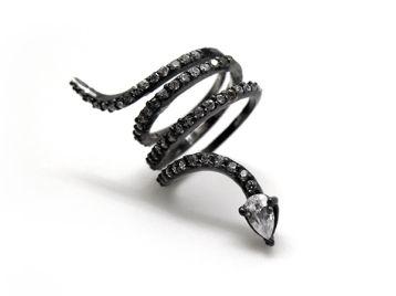 Кольцо из серебра Snake WHR39-67