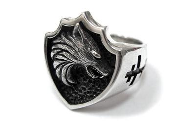 Перстень серебряный Wolf's Heart WHR-482