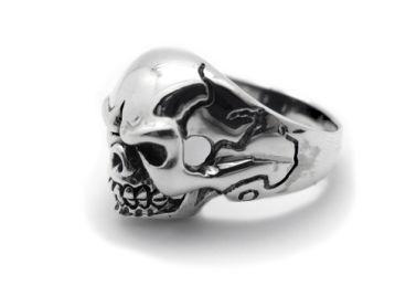 Кольцо из серебра Skull-1 SJR36-01
